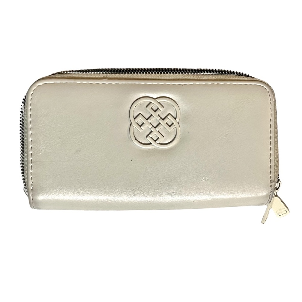 Women’s rectangle double zip wallet cream lots of pockets neutral versatile 8x4”